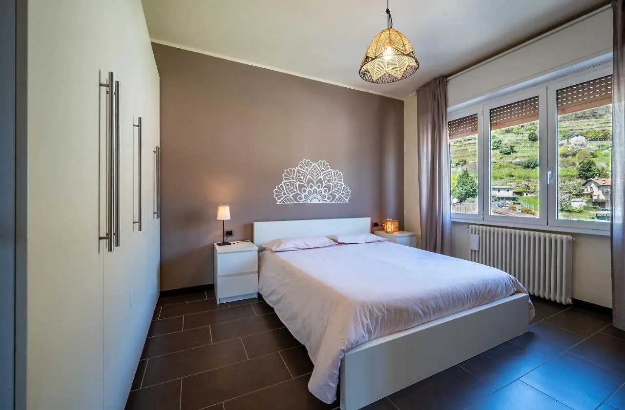 Nymphs Of Lake Como, House Of Harmony - Lake View Apartment Dongo