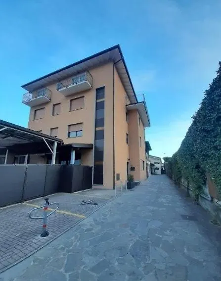 Nymphs Of Lake Como, House Of Harmony - Lake View Apartment Dongo